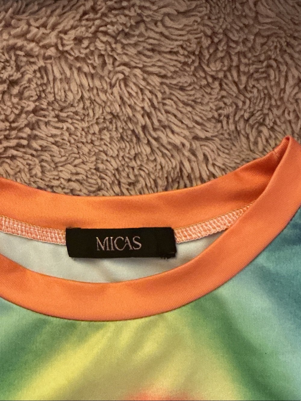 Micas Green Multicolor Artistic Crop Top - Picture 2 of 3